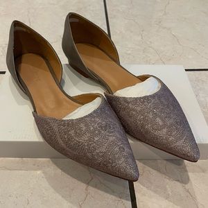 Sundance Fountainbleau Brocade Flats, Light Gray, Size 40, New With Box